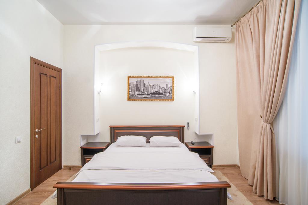 Soprano Apart Hotel Odessa Extérieur photo